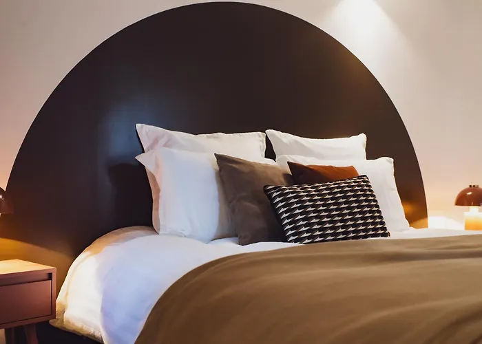 70 Cour La Fontaine * Chatel-Saint-Germain