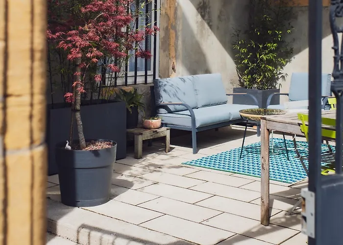 70 Cour La Fontaine *