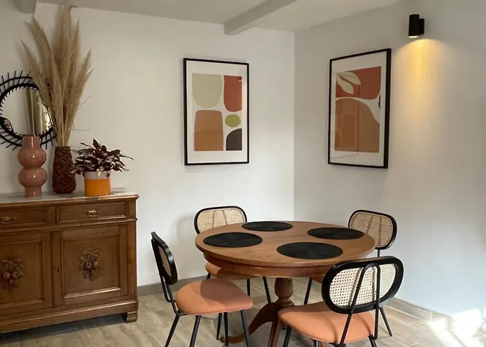 70 Cour La Fontaine *